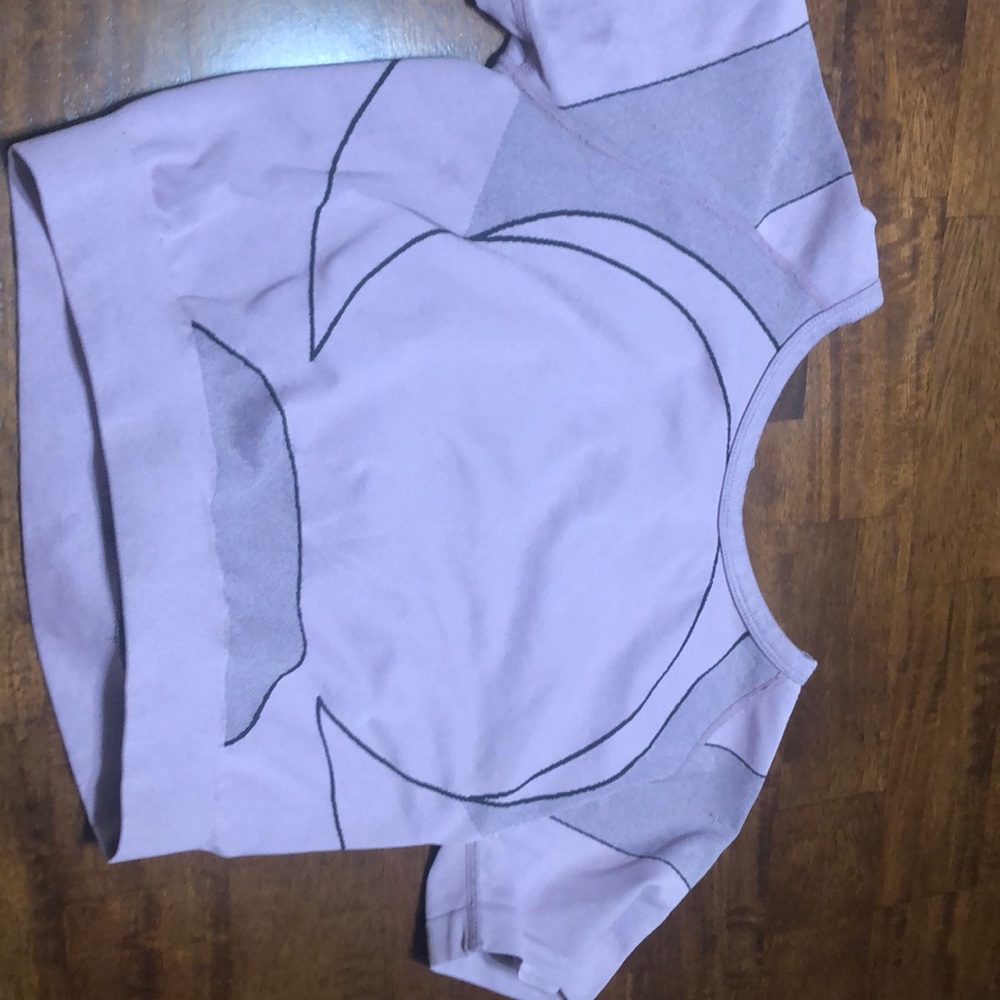 Selling a ply26-BK set pink-black